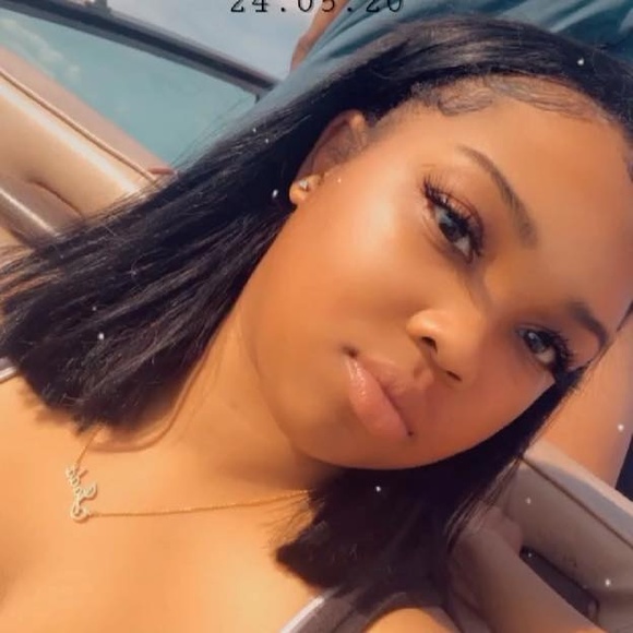 ellebella_